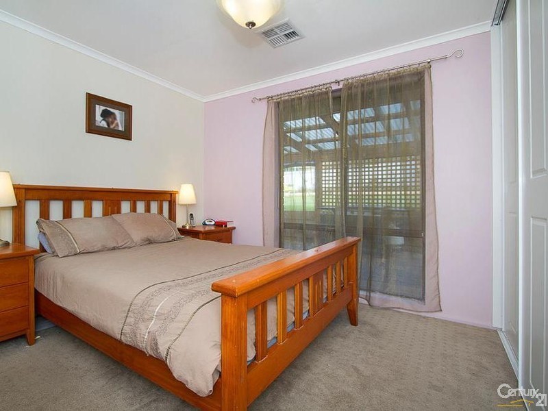 8 Kestral Way, Modbury Heights SA 5092