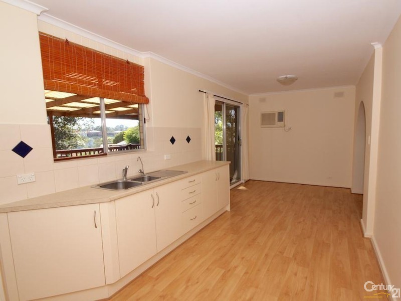 30 Farview Crescent, Ridgehaven SA 5097