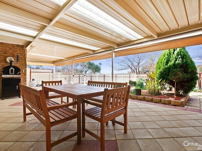 134 Reuben Richardson Drive, Greenwith SA 5125