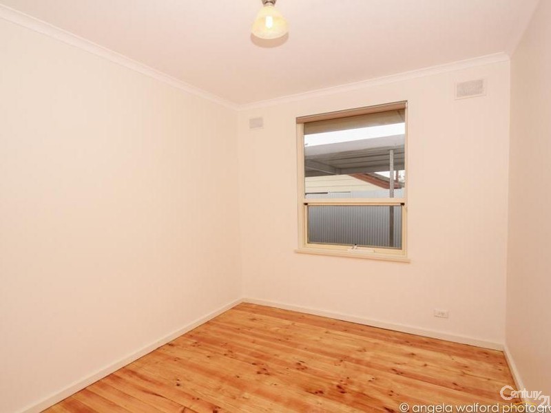 15 Pierre Road, Modbury SA 5092