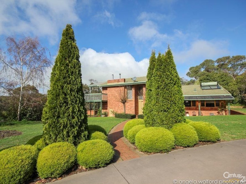 11 Range Road South, Houghton SA 5131