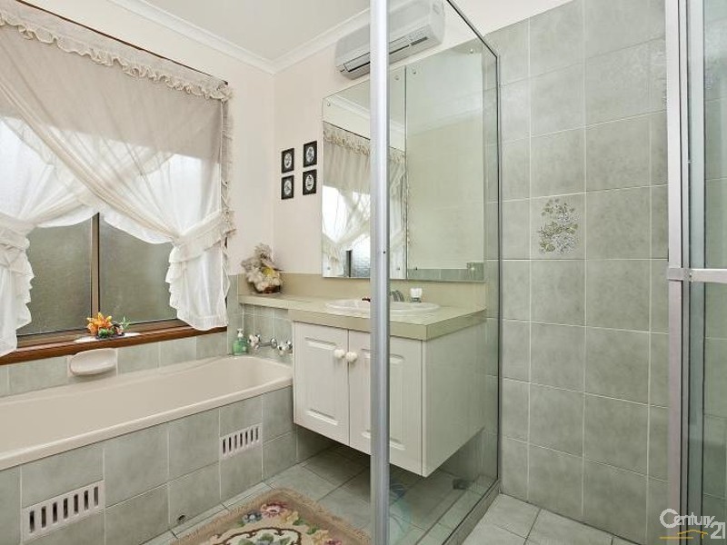 7 Hockey Court, St Agnes SA 5097