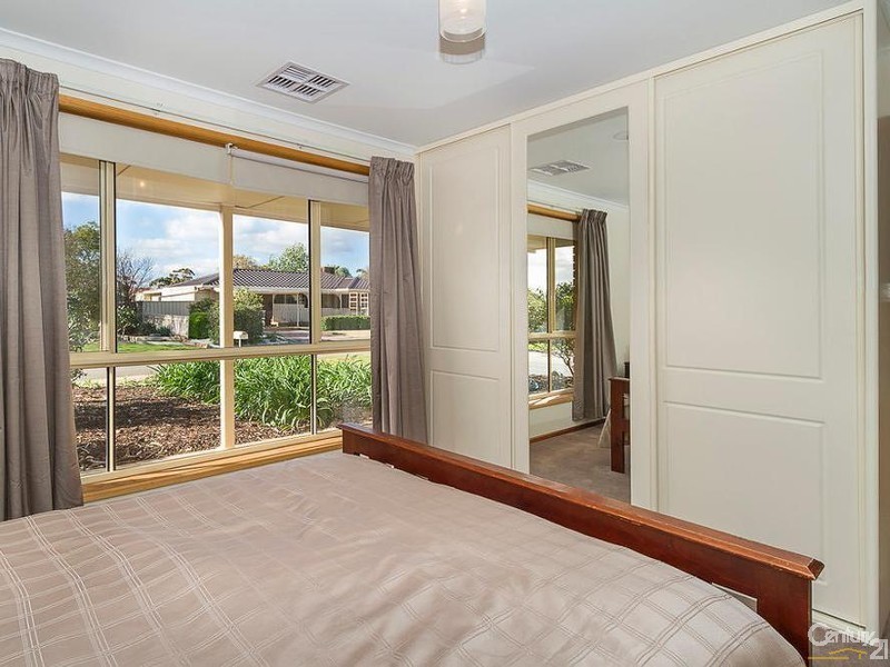 16 Buttercup Grove, Blakeview SA 5114
