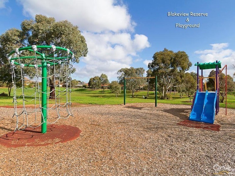 2 Coachwood Close, Blakeview SA 5114