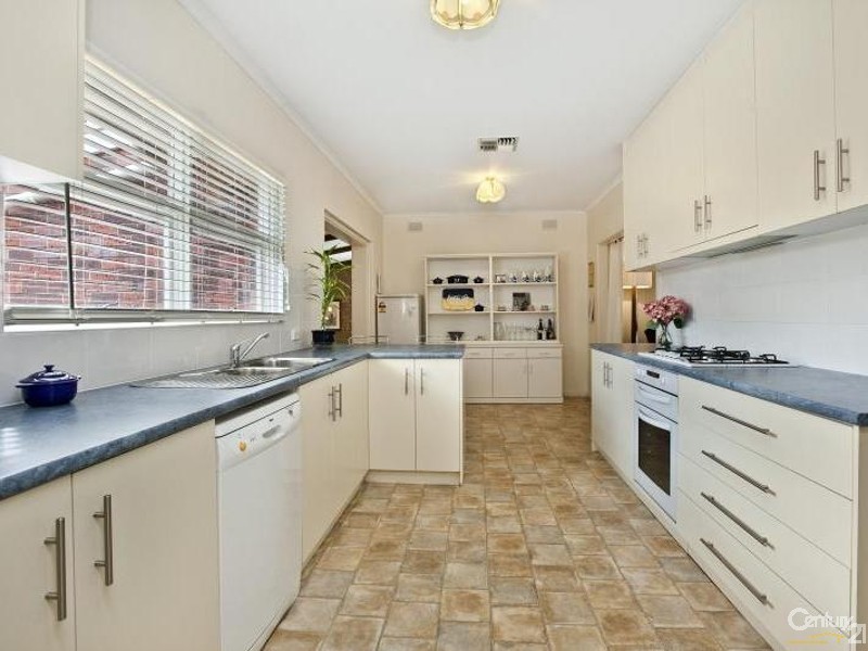 73 Joycelyn Avenue, Surrey Downs SA 5126