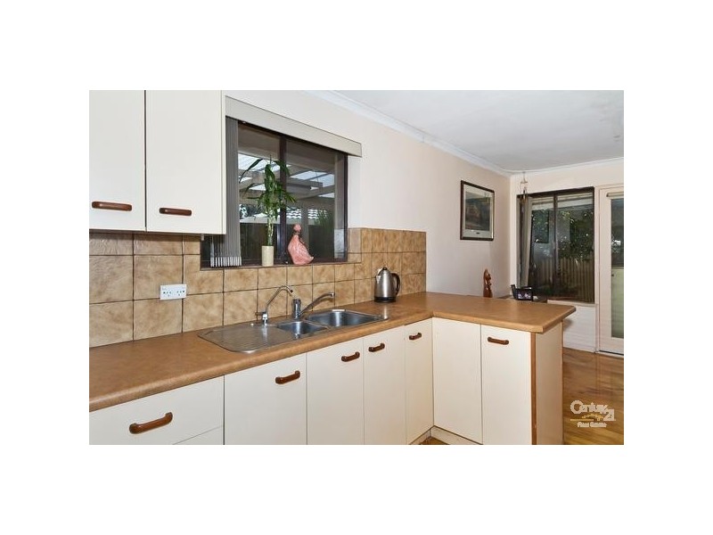 12 McEwin Ave, Redwood Park SA 5097