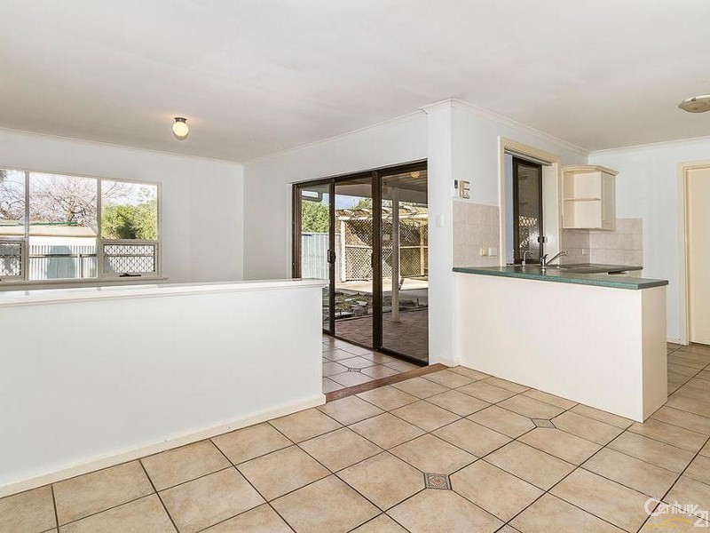 21 Vulcan Avenue, Modbury Heights SA 5092