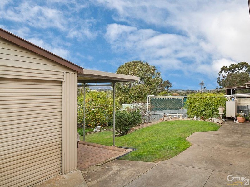 5 St Albans Ave, Valley View SA 5093