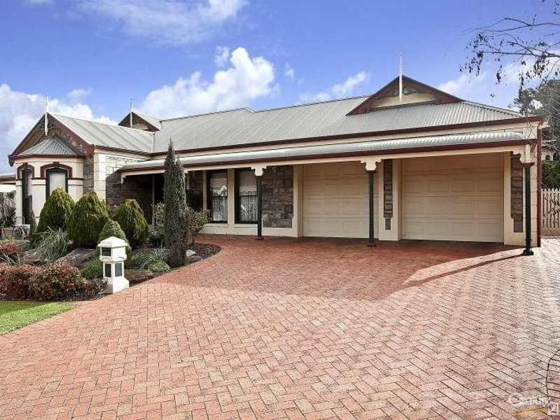 3 Walker Pl, Highbury SA 5089