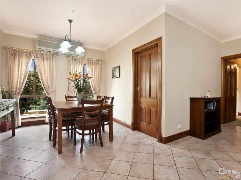 3 Walker Pl, Highbury SA 5089