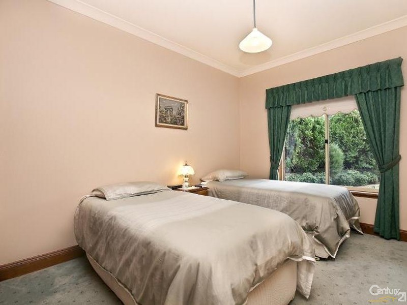 3 Walker Pl, Highbury SA 5089