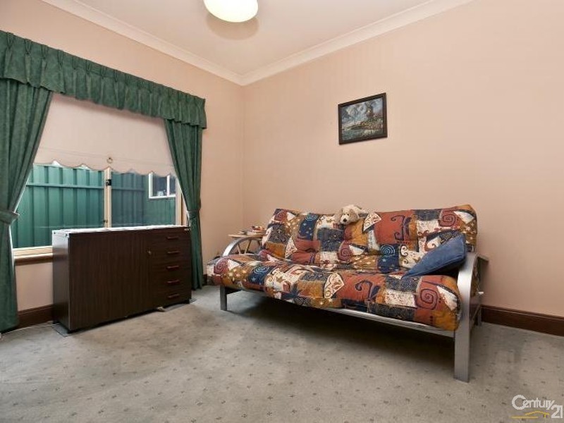 3 Walker Pl, Highbury SA 5089