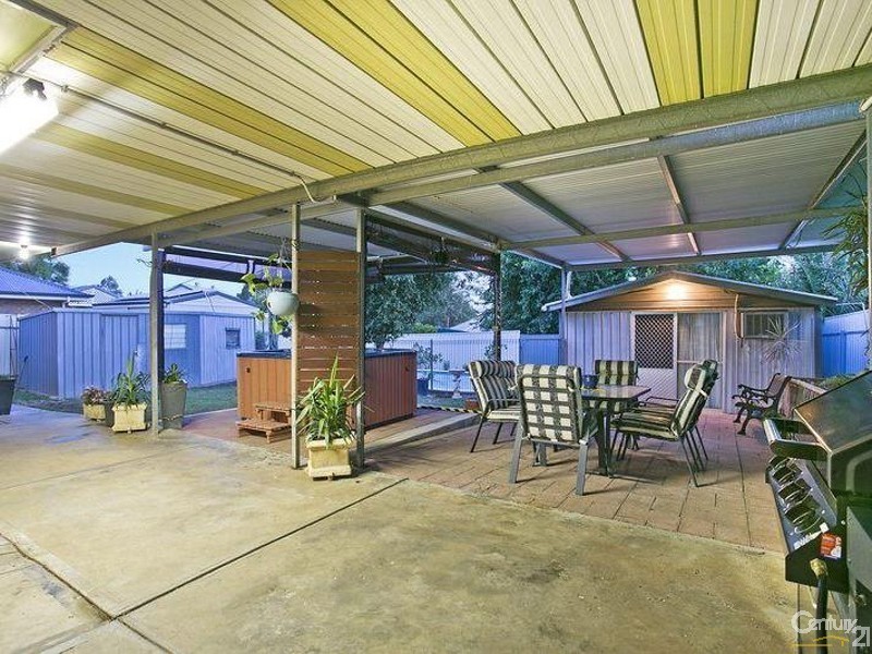 14 Eyre Crescent, Valley View SA 5093