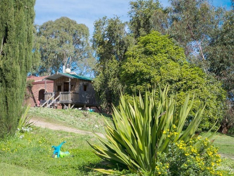 134 Tyeka Drive, One Tree Hill SA 5114