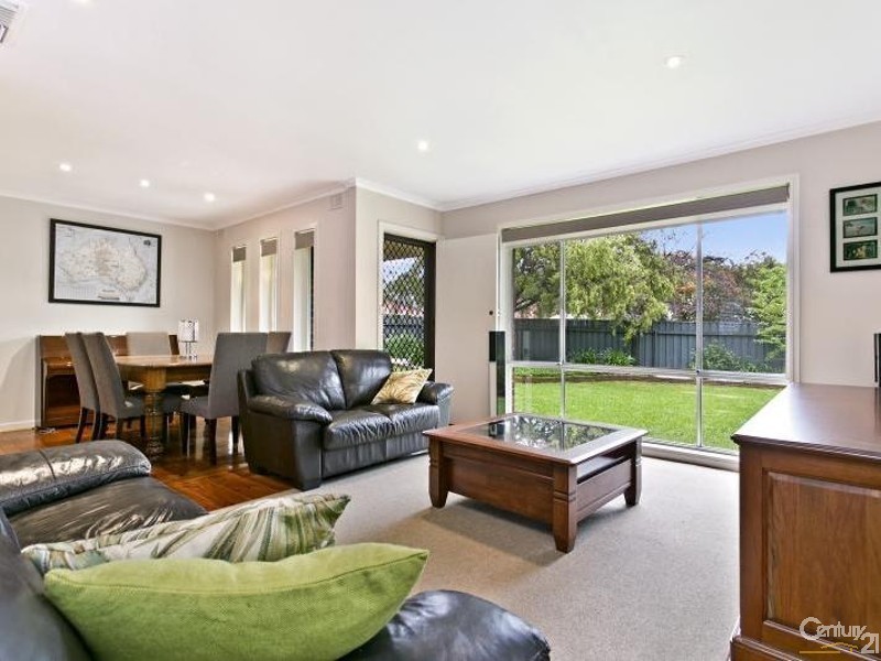 25 Trim Drive, Ridgehaven SA 5097