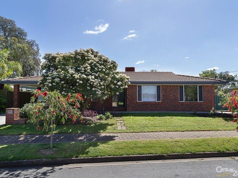 62 Eyre Crescent, Valley View SA 5093