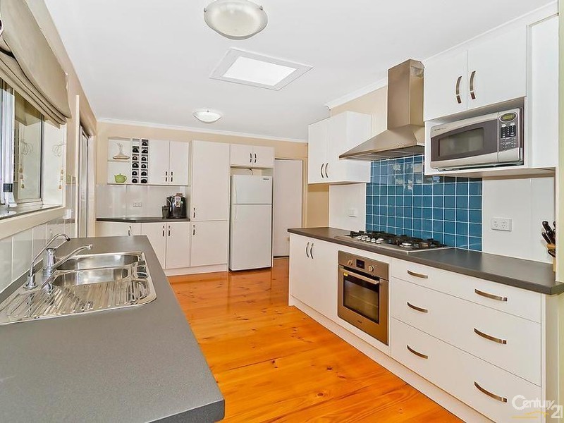 62 Eyre Crescent, Valley View SA 5093