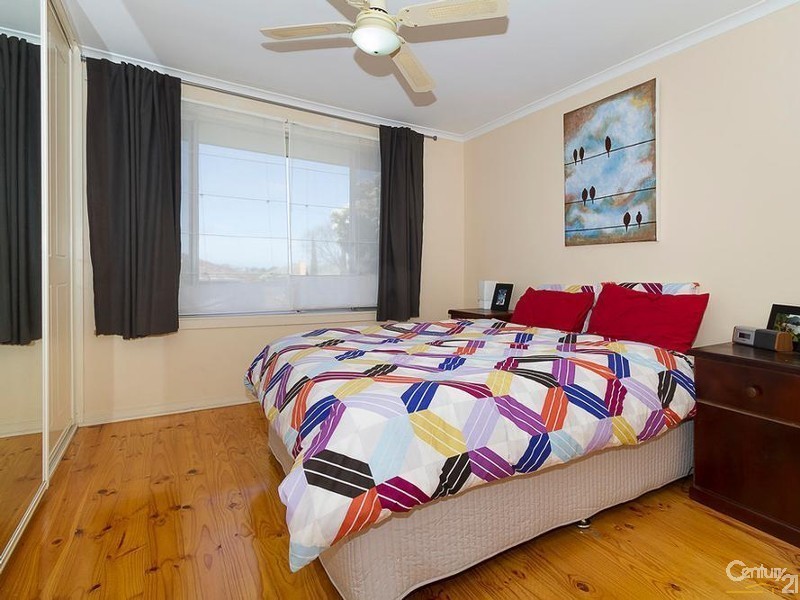 62 Eyre Crescent, Valley View SA 5093