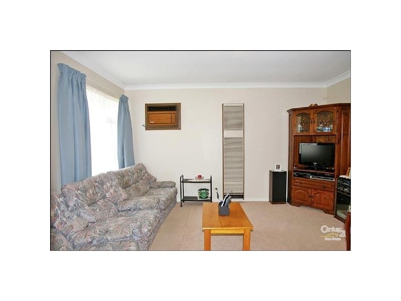 12 Edward Road, Ridgehaven SA 5097