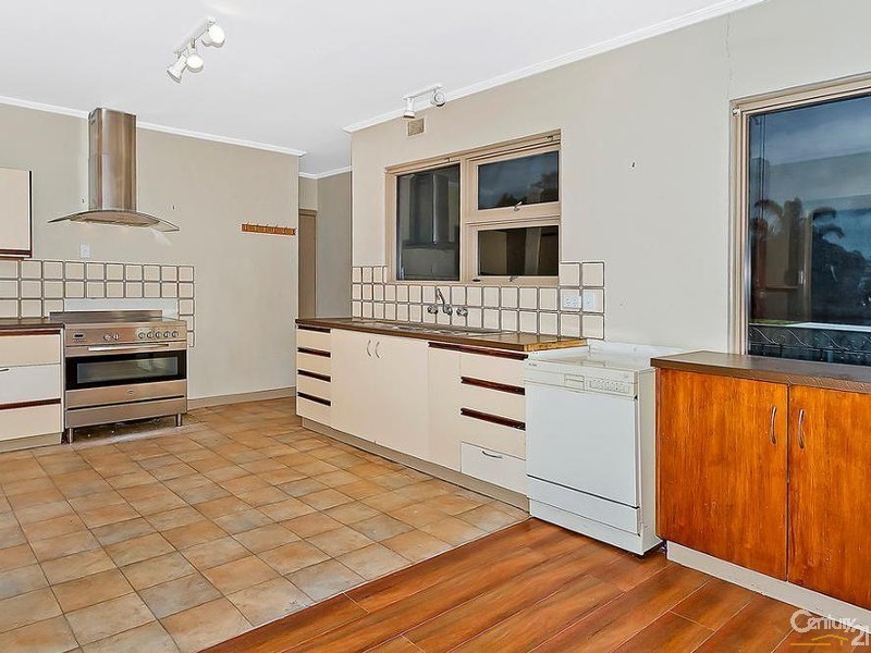 37 Coulls Road, Banksia Park SA 5091
