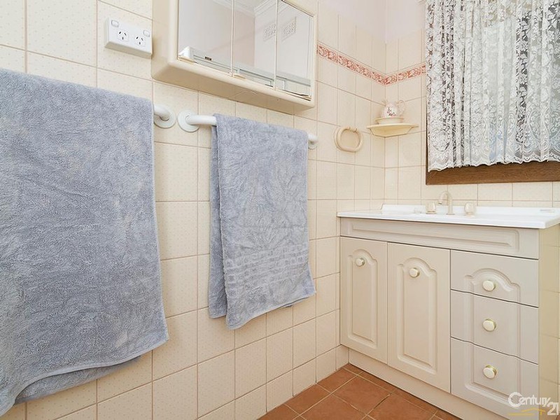 25 Trimmer Parade, Findon SA 5023