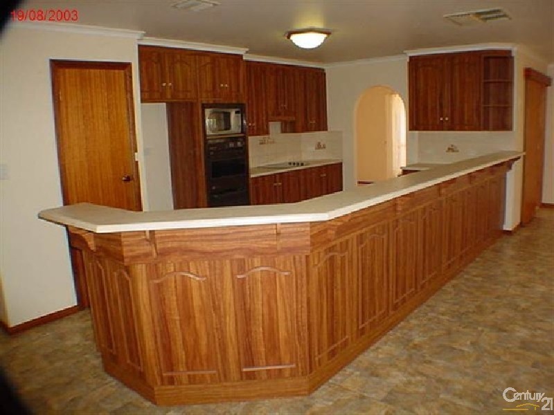 8 Cobbler Drive, Greenwith SA 5125