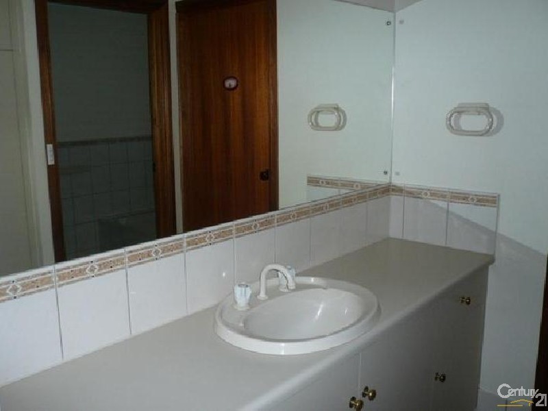 8 Cobbler Drive, Greenwith SA 5125