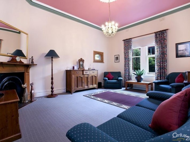 6 Graham Place, Prospect SA 5082