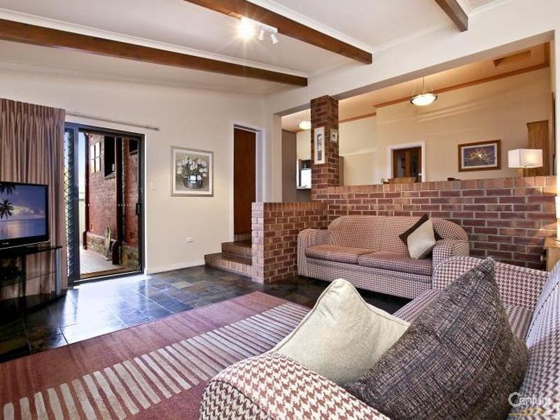 6 Graham Place, Prospect SA 5082