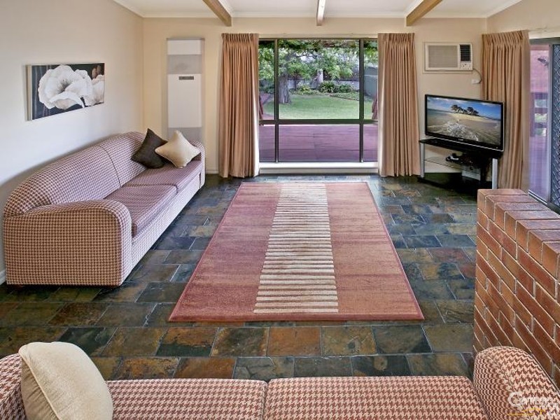 6 Graham Place, Prospect SA 5082