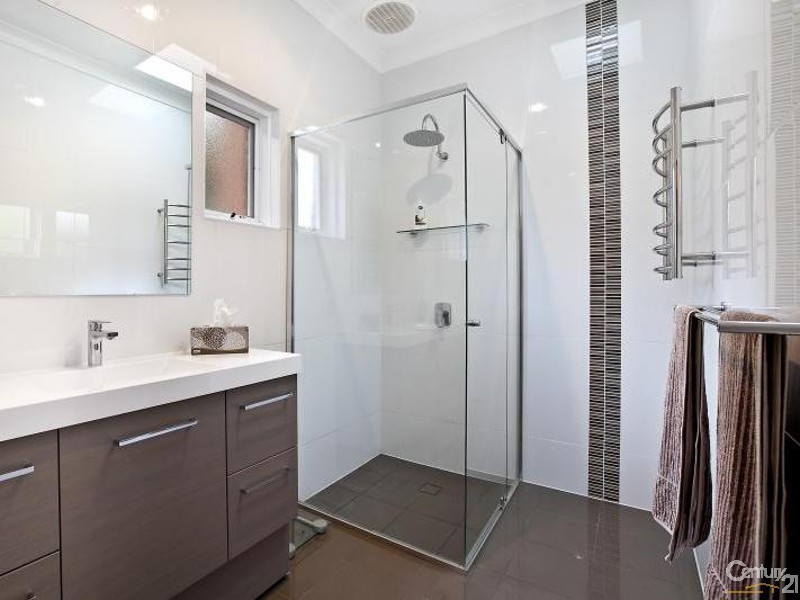 6 Graham Place, Prospect SA 5082