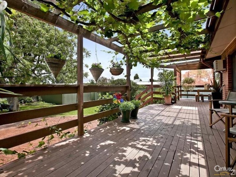 6 Graham Place, Prospect SA 5082