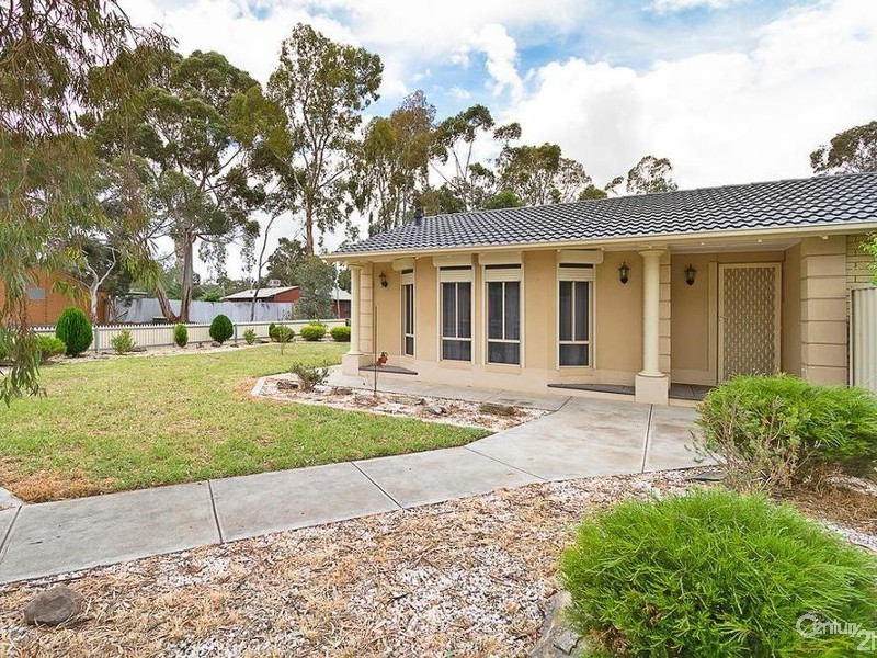 48 Woodcock Cr, Para Hills West SA 5096