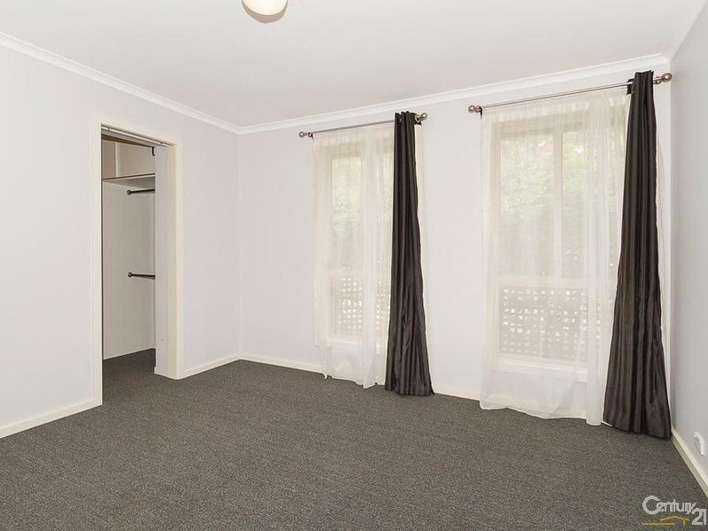 48 Woodcock Cr, Para Hills West SA 5096