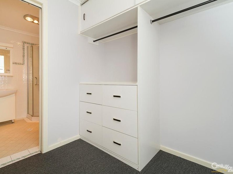 48 Woodcock Cr, Para Hills West SA 5096