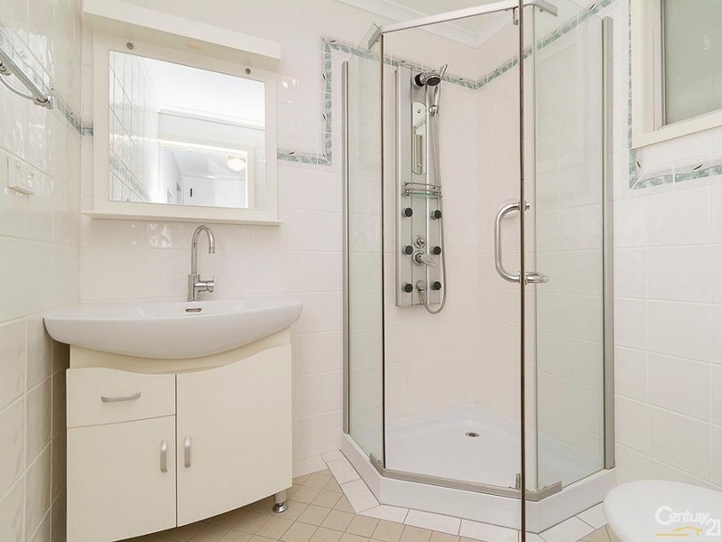 48 Woodcock Cr, Para Hills West SA 5096