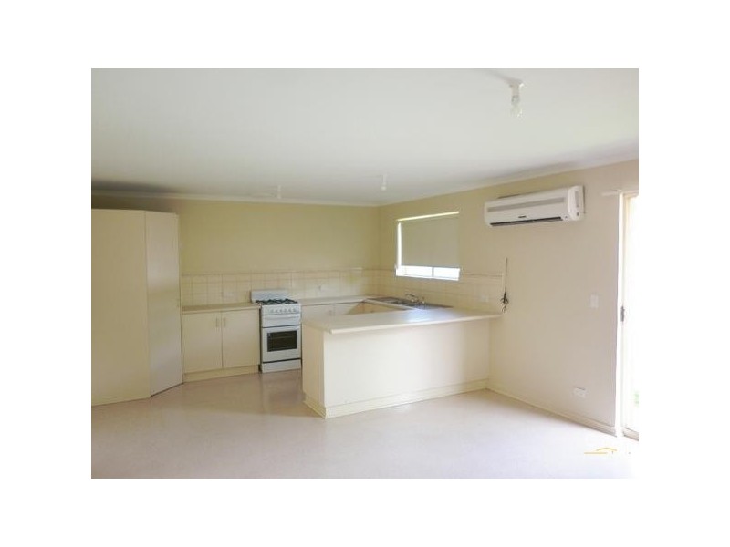 21 Benthall Avenue, Oakden SA 5086