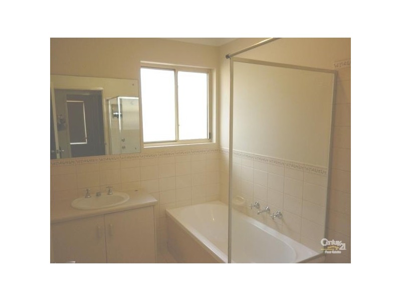 21 Benthall Avenue, Oakden SA 5086