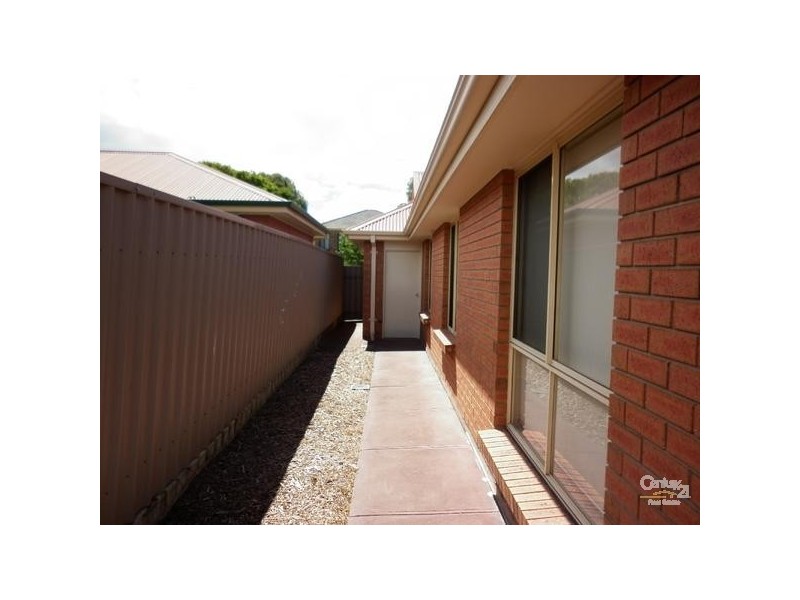 21 Benthall Avenue, Oakden SA 5086