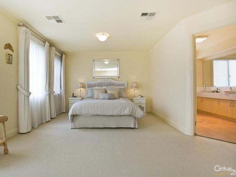 12 Walkerville Terrace, Gilberton SA 5081