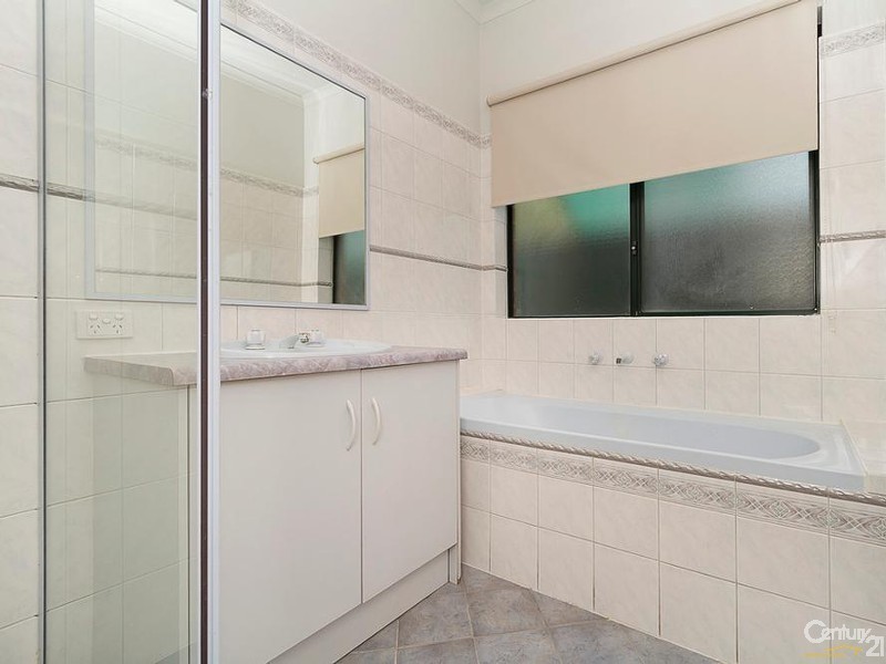 6 Craigside Ct, Oakden SA 5086