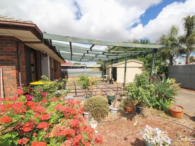 25 Lydia Avenue, Ingle Farm SA 5098