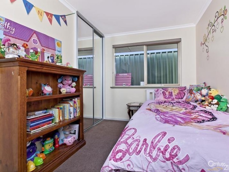 14 Ronald Road, Redwood Park SA 5097