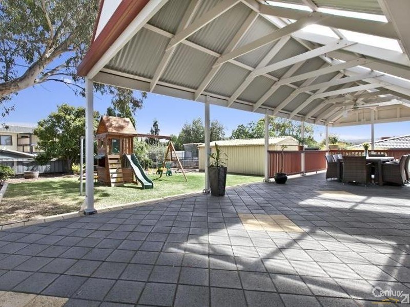 14 Ronald Road, Redwood Park SA 5097