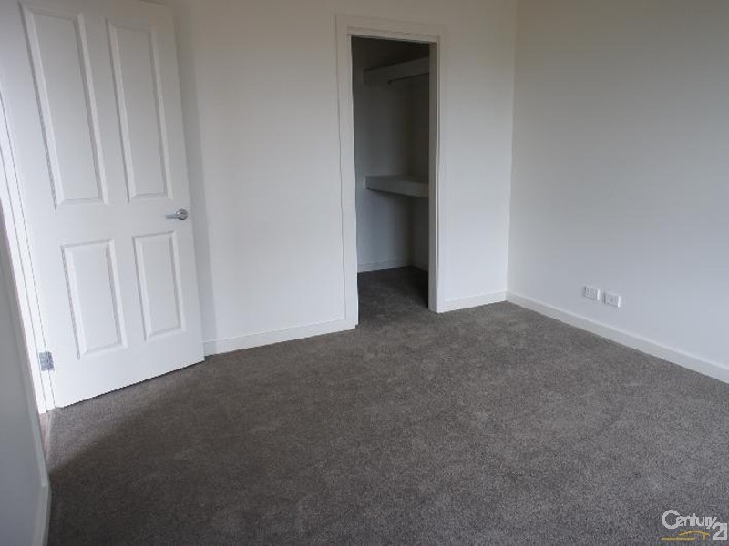 2 Moreton St, Hillcrest SA 5086