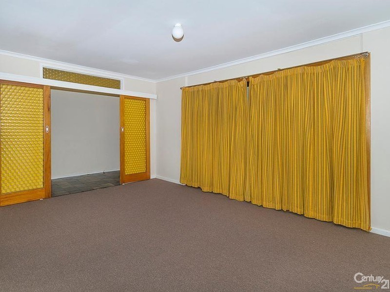 5 Hakea Street, Surrey Downs SA 5126