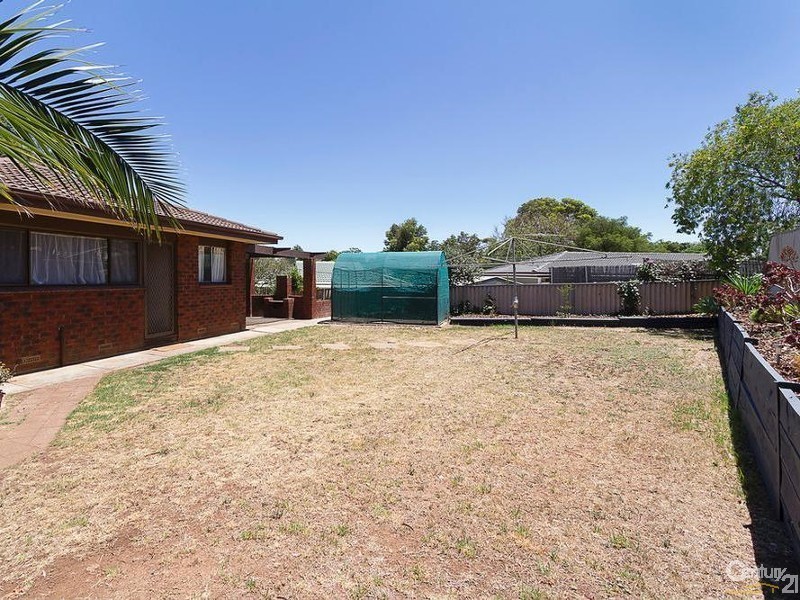 5 Hakea Street, Surrey Downs SA 5126