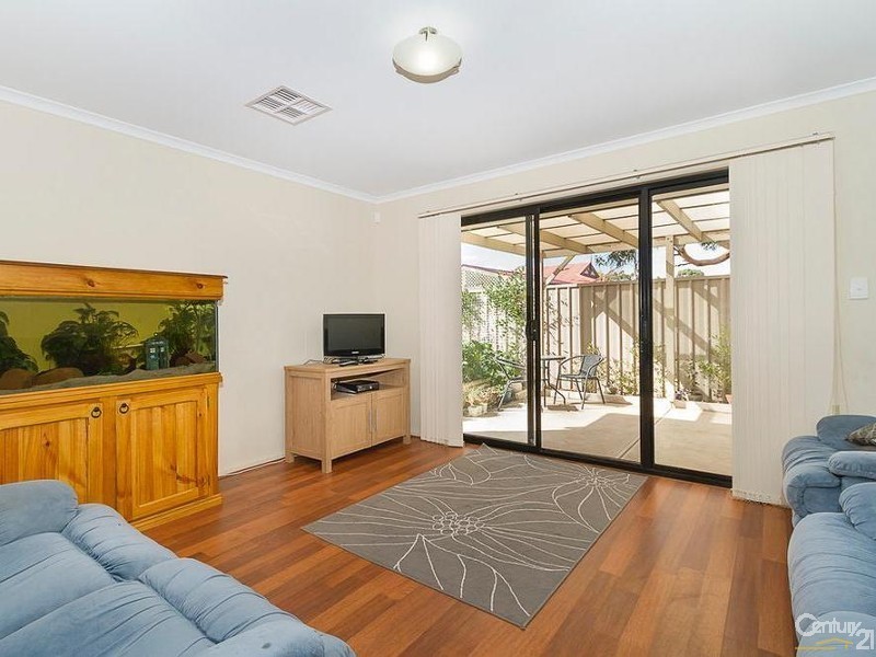26 Carmine Court, Parafield Gardens SA 5107