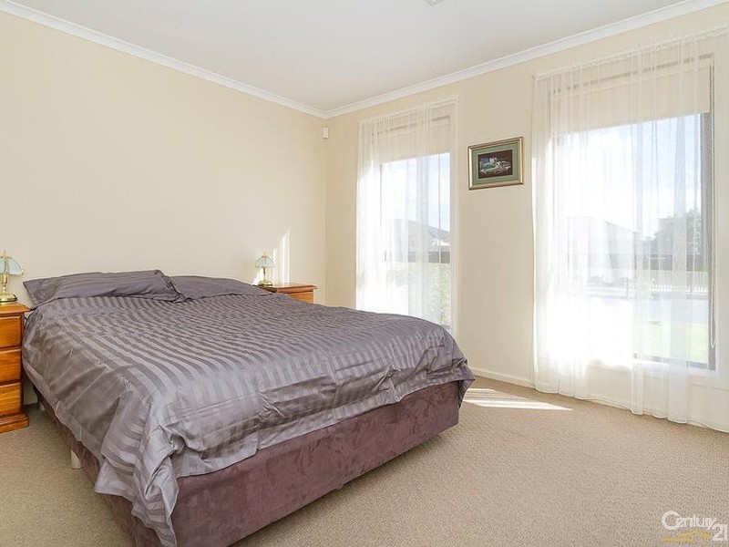 26 Carmine Court, Parafield Gardens SA 5107
