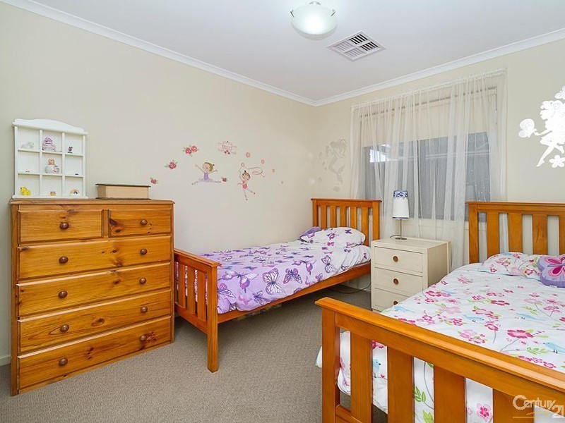 26 Carmine Court, Parafield Gardens SA 5107